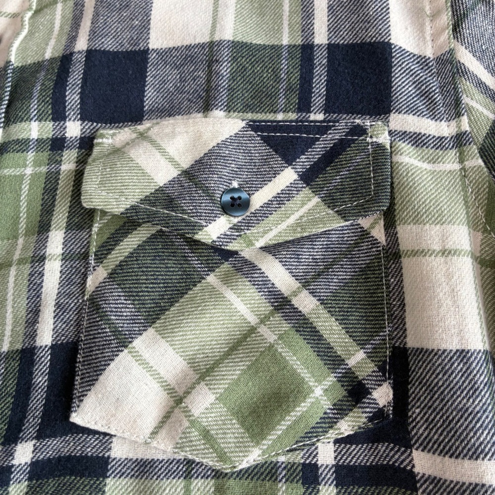 NWT RSQ Men's Plaid Flannel Shirt Green Black Cream Tartan Button Down Small - Picture 11 of 16
